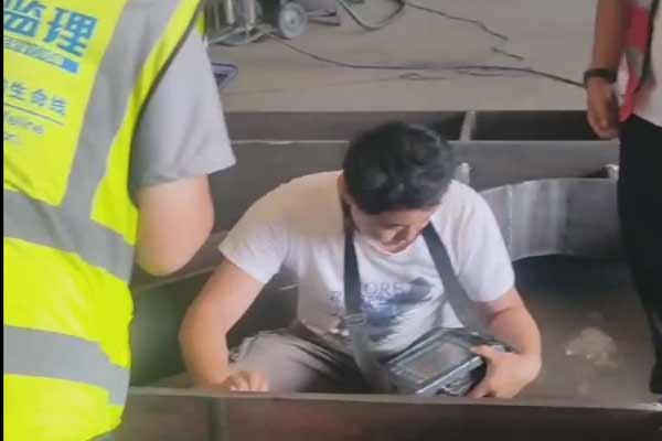 長(zhǎng)春鋼結(jié)構(gòu)需要專業(yè)的團(tuán)隊(duì)來(lái)進(jìn)行搭建